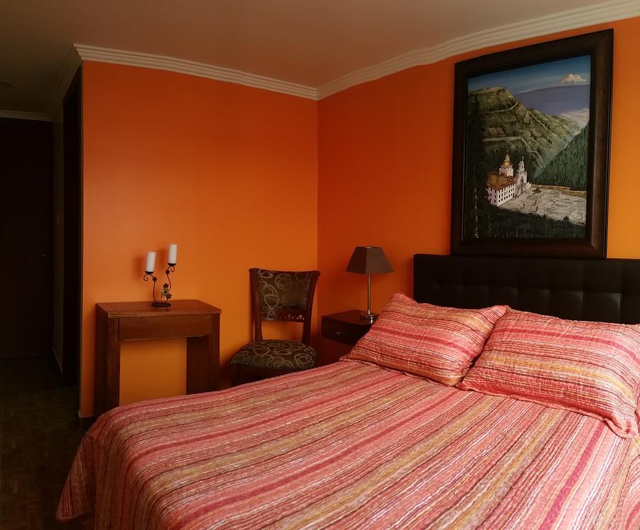 Apartamento Báltico Quito Exterior foto